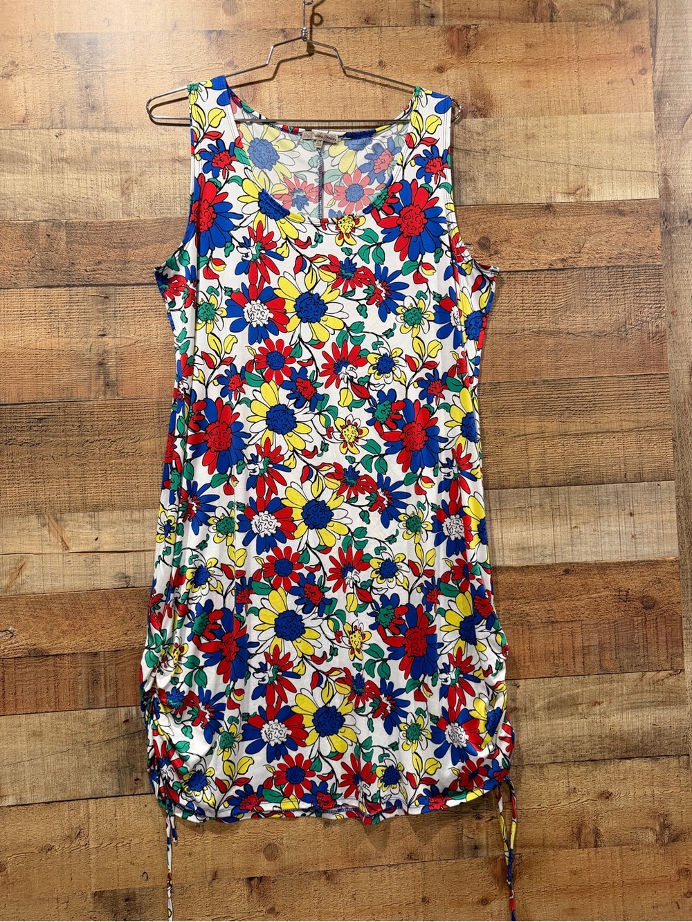 Colorful, Floral Print Sleeveless Dress in White, Blue, Red, Yellow Size 2XL